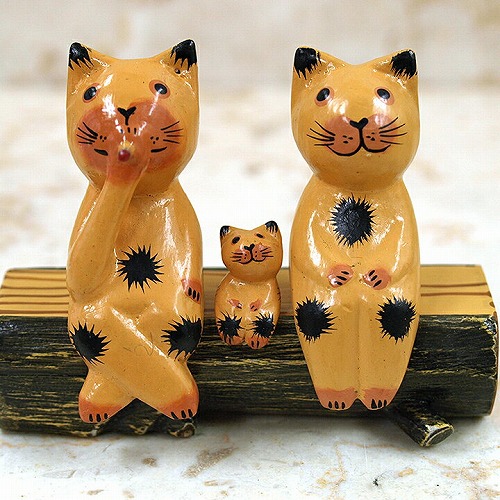 木彫りのバリネコ(親子)(イエロー)の置物 通販｜《公式》アジアン